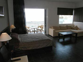 Aris Hotel Tolón Extérieur photo
